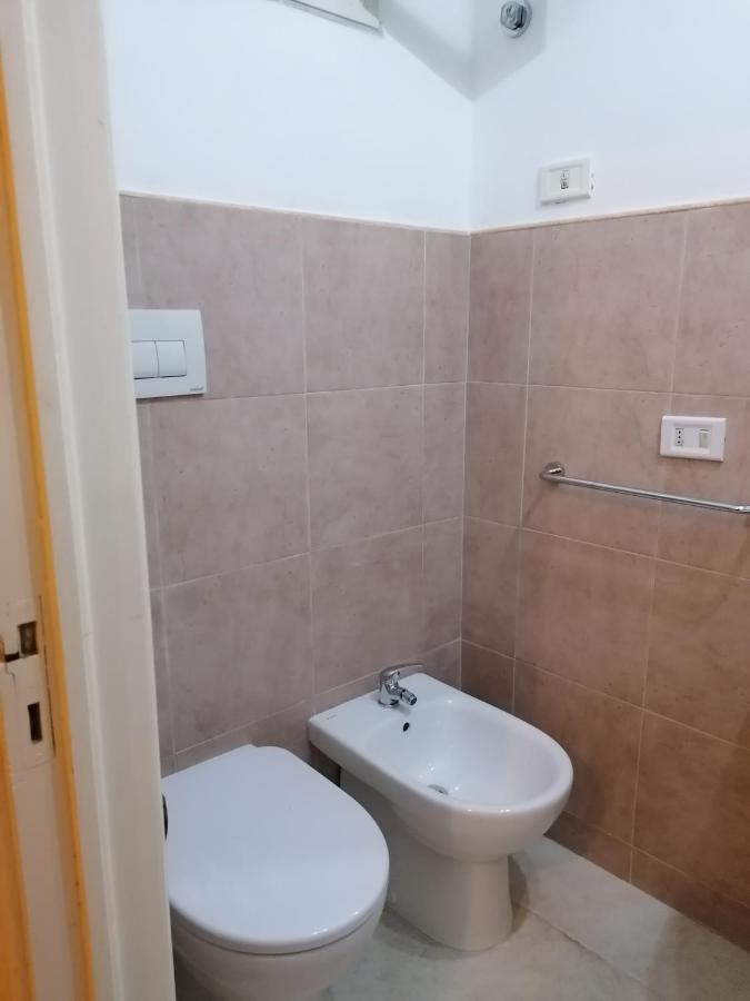 Porta Mare Rooms 2 โอตรันโต ภายนอก รูปภาพ