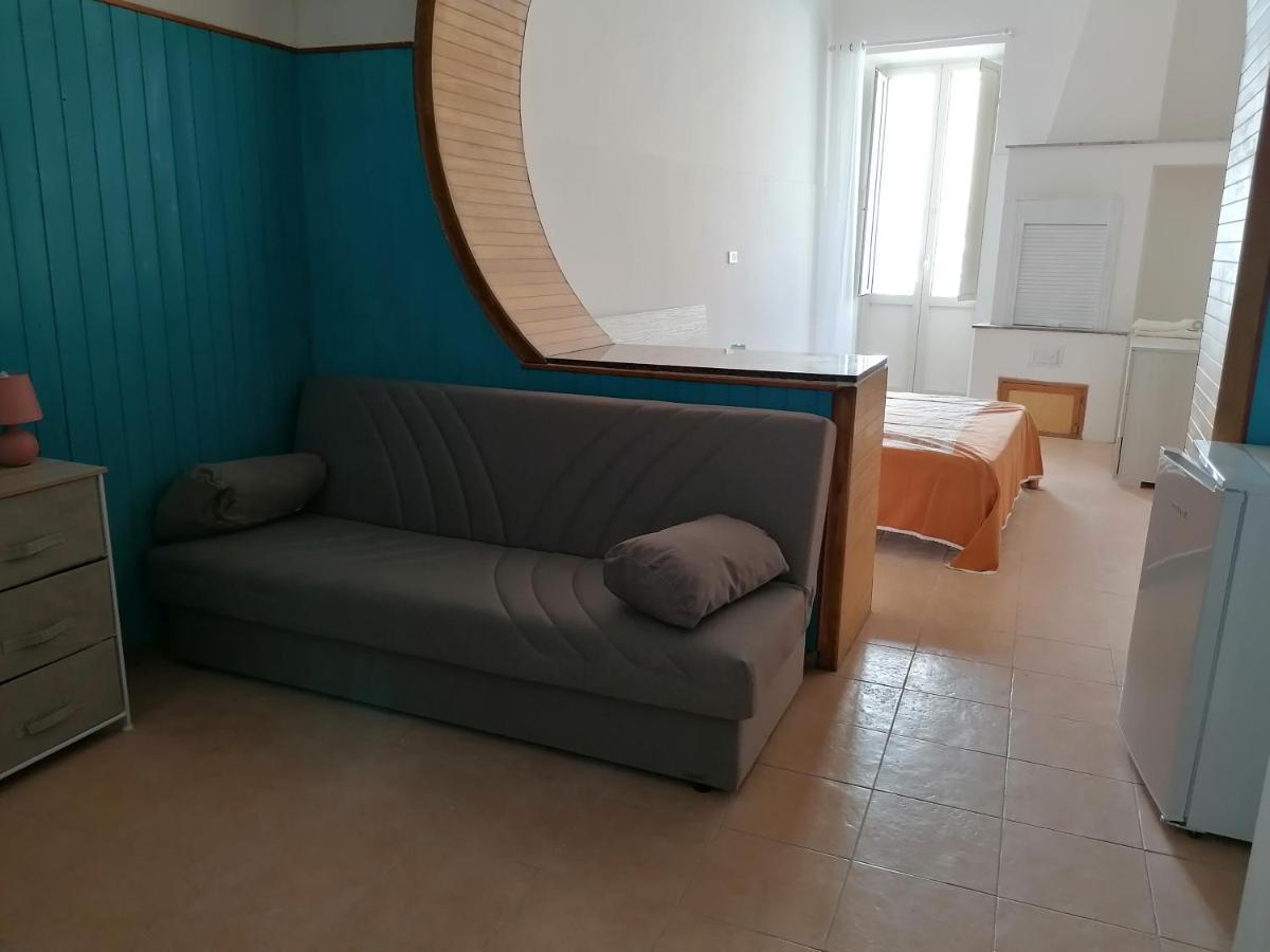 Porta Mare Rooms 2 โอตรันโต ภายนอก รูปภาพ