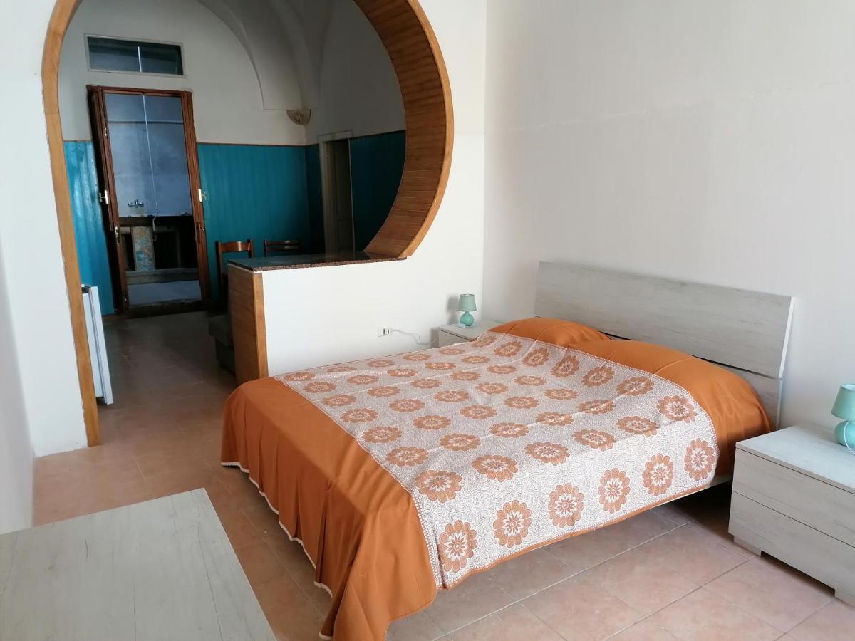 Porta Mare Rooms 2 โอตรันโต ภายนอก รูปภาพ